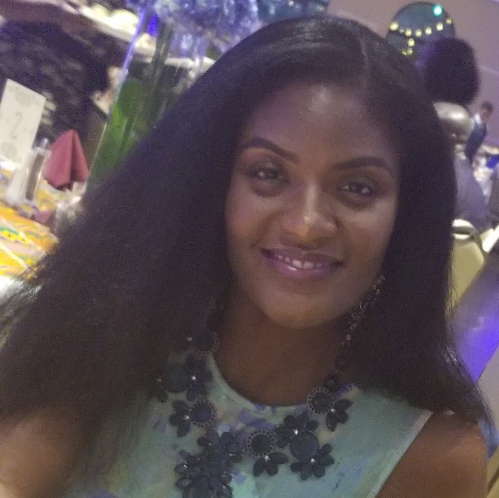 Meet your Posher, Alanda